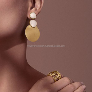 Boucles d'oreilles en perles pour femmes, accessoires mode en alliage doré, pierres précieuses, plaqué or, nouvelle collection - Product Image 1