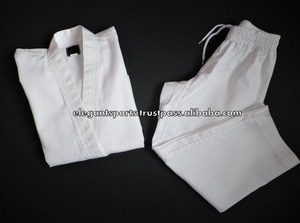 Uniforme de Karate Ligero para Niños con Logotipo Personalizado, 100% Algodón o Algodón/Poliéster, Conjuntos Cortos con Logotipo Personalizable, Servicio OEM - Product Image 3