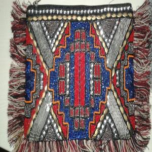 Bolso de mano de noche con cuentas y patrón de leopardo de lujo personalizado para mujer, sobre ecológico, accesorio de boda, Exportación de Guru Kirpa - Product Image 1