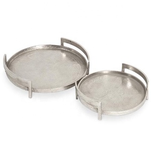 Plateau de service en métal aluminium avec poignées design en forme de plante à vendre Décoration de table de mariage à domicile Logo personnalisé - Product Image 3