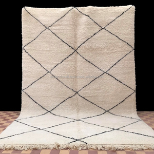 Tapis blanc Beni Ourain en laine/soie berbère 6ftx9.8ft - Artisanat authentique et doux de Delhi - Forme originale pour la maison, l'hôtel et l'extérieur - Product Image 1
