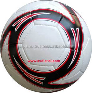 Ballon de football de formation rétro classique avec logo personnalisé imprimé, taille 5, cuir PU cousu à la main avec vessie en latex pour les clubs sportifs - Product Image 4