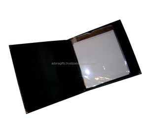 ฝาปิดเมนูหนังสีดำพร้อมแขนพลาสติกเพื่อเก็บบัตรเมนู - Product Image 1