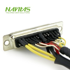 Ensamblaje de cable personalizado con conector de 4 posiciones Tyco y enchufe hembra HDB44 - Product Image 1