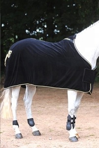 Couverture en polaire pour cheval pour le printemps et l'automne Légère Toutes les couleurs disponibles |   Couverture en polaire légère pour cheval, utilisation printemps-automne, douce - Product Image 4