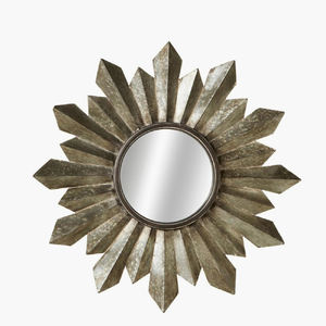 Marco de espejo de flor envejecido montado en la pared de Metal de estaño galvanizado - Product Image 1