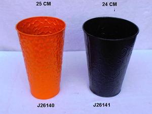 Venta caliente naranja y negro pintado hierro maceta redonda con patrones en relieve maceta de Metal para la decoración del hogar y jardín - Product Image 2