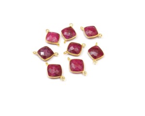 Joyería de piedras preciosas naturales de rubí teñido hecha a mano chapado en oro facetado enlace bisel piedra natal Boho conector - Product Image 1
