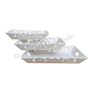 Juego más vendido de 3 bandejas de servicio de logotipo grabado a mano talladas a mano de madera de mango sólido personalizadas modernas blancas suministro directo de fábrica - Product Image 1