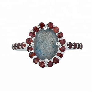 Bague en pierre précieuse grenat Labradorite naturelle Bague en argent sterling 925 avec bague à la mode classique plaquée argent pour cadeau de mariage. - Product Image 1