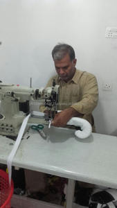 Vente en gros de gants de boxe bon marché en cuir artificiel avec tout design et logo Vente au Pakistan 2024 - Product Image 6