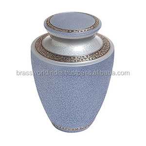 Urne funéraire pour cendres humaines de style américain Brassworld India, qualité supérieure, pour adultes. - Product Image 4