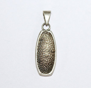 จี้เงินแท้ 925 ประดับมุกธรรมชาติ Memoria Jewels ขนาด 1 3/4 นิ้ว ยาว ได้รับการรับรองจาก GIA ดีไซน์ทันสมัย ทำด้วยมือ - Product Image 2