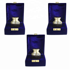 Velvet <b>Box</b> For <b>Keepsake</b> Funeral Urn - Product Image 2