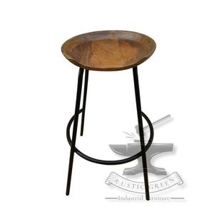 Tabouret de bar industriel en fer et bois pour l'intérieur et l'extérieur pour la cuisine, la salle à manger, le salon ou le centre commercial. - Product Image 2