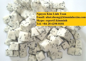 Pitaya rouge congelé biologique IQF (fruit du dragon) modèles de blocs tranchés entiers emballage en vrac au goût sucré préservé par l'eau - Product Image 4