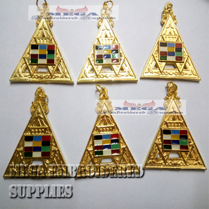 เครื่องราชกกุธภัณฑ์ทองเหลืองปักโลหะอัญมณีชั้นสูงผ่านมา - Product Image 2