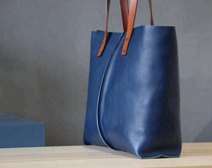 กระเป๋าหนังแฮนด์เมดขนาดใหญ่ AM-0017 - Product Image 4