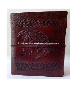 Diario de cuero de Dragón Volador en relieve genuino hecho a mano, cuero marrón con cierre de hilo, uso promocional, perfecto para oficina - Product Image 1