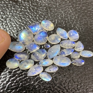 Pierres de lune en vrac certifiées IGI de haute qualité Pierres précieuses calibrées naturelles pour la vente en gros - Product Image 3