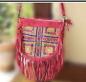 Sac à bandoulière en cuir avec broderie, écologique, multicolore, taille personnalisée, dernière mode - Product Image 1