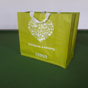 Bolsa de Compras de Polipropileno Tejido con Asas, con Película OPP Brillante y Color Personalizado, Hecha en Vietnam, Evergreen, al Mejor Precio - Product Image 2