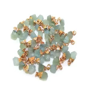 Pendentif en pierre de naissance aigue-marine or rose galvanoplastie bijoux unisexe pour enfants pour anniversaire avec pierre brute fabriquée - Product Image 1