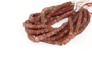 9 "Long brin naturel fraise Quartz pierres précieuses lisse Cube forme perles faisant des bijoux de haute qualité en gros - Product Image 2