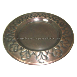Precio al por mayor, nuevo plato para servir, última bandeja para servir, placas de cargador en relieve para Platos y platos de vajilla de Metal para bodas - Product Image 5