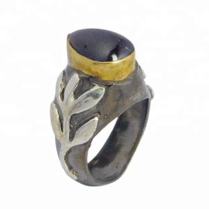 925แหวนโกเมนธรรมชาติเงินสเตอร์ลิงสำหรับผู้ชายแหวนประดับหินสีแดงแหวนอัญมณีอัญมณีดีไซน์วินเทจ - Product Image 1