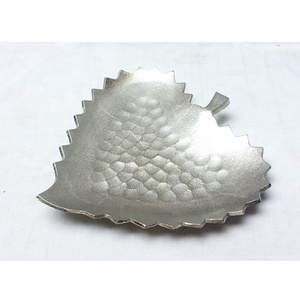 Recent Trend Hotel Food Serving Home Wedding Dining Table <b>Decoration</b> Tray <b>Fruits</b> Tabletop Display Tray Aluminum Leaf Shape - Product Image 1
