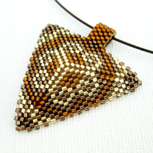 จี้ห้อยคอ / สร้อยคอลูกปัด / เครื่องประดับลูกปัดทำมือ - Product Image 1