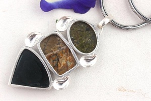 Pendentif en argent sterling 92.5 en forme de mélange de pierres précieuses naturelles faites à la main avec un cadeau mignon pour femmes plaqué or - Product Image 2