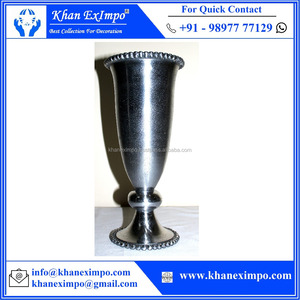 Jarrón de trompeta de escritorio de aluminio moderno y grande, Kit personalizado exportado desde la India con flores artificiales con acabado pulido - Product Image 6