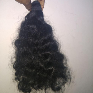 Cheveux humains Remy à cuticules intactes. 100% cheveux indiens bruts à cuticules alignées, tissage d'origine indienne. Cheveux humains naturels. - Product Image 1