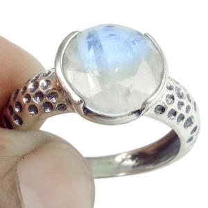 Bagues de fiançailles Shri Ashapura Jewels en argent sterling avec pierre de lune arc-en-ciel blanche ovale, sertie pavé, style classique - Product Image 5