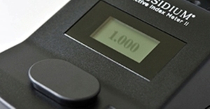 เครื่องวัดค่าดัชนีการหักเหของอัญมณีแบบดิจิตอลพร้อมตัวยึดอัญมณี8ชิ้นในตัวรับประกัน1ปี - Product Image 3