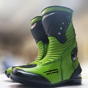 Las mejores botas de moto de carreras de cuero genuino Zapatos de carreras de motos protectoras para montar y competir - Product Image 1