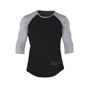 Camiseta al por mayor con manga raglán 3/4 de talla americana, camiseta de hilo anillado con logo personalizado para hombre - Product Image 1