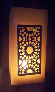 Velas de cera de abeja perfumadas decoradas de latón de lujo para decoración del hogar tipo Pilar - Product Image 4