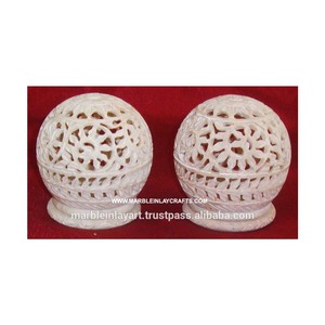 Porte-bougie décoratifs en pierre ollaire artisanaux et magnifiques - Product Image 1