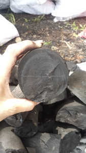 Premium Vietnam Khaya Black Charcoal – Strong Heat, Clean Combustion and Reliable Bulk Supply for Global Buyers - Product Image 2