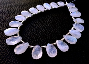 20 piezas en forma de pera facetado azul fuego Natural Arco Iris piedra lunar Briolette piedras preciosas sueltas para fabricación de joyas fabricación - Product Image 3