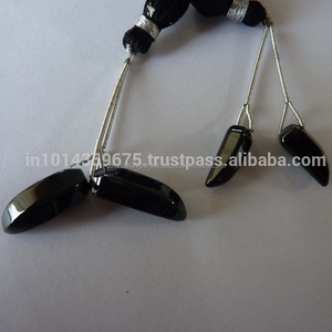 Paires de perles de pierres précieuses en vrac d'onyx noir à facettes naturelles - Product Image 1