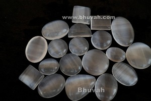 หินอัญมณีคริสตัลสีขาว100% อัญมณีพลอยสีเซเลไนท์ธรรมชาติมาใหม่สำหรับการทำสมาธิ - Product Image 4