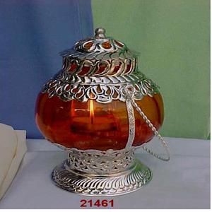 Linterna de candelita decorativa de latón plateado en relieve, linterna colgante decorativa de cristal para el hogar, sala de estar, fiestas, eventos en interiores - Product Image 1