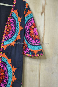 Chaqueta larga de algodón con bordado de Suzani para mujer, Kimono bohemio, Tribal, de tamaño libre, bellamente diseñado, Estilo Vintage, gitano - Product Image 3