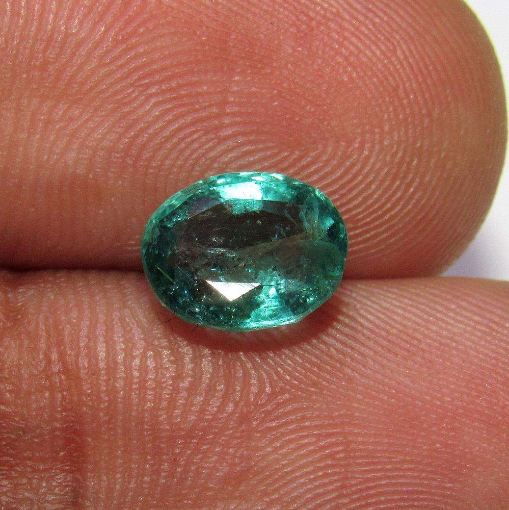 สีเขียว