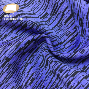 เส้นด้ายโพลีเอสเตอร์สแปนเด็กซ์ย้อมผ้า Jacquard สำหรับชุดกีฬา - Product Image 1