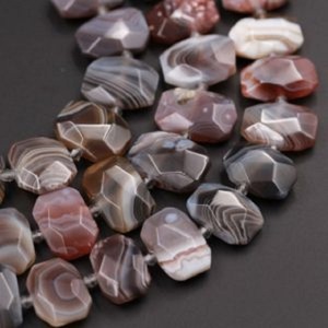 Haute qualité naturel onyx agate cristal pépite à facettes dégringolé percé pierre précieuse brin cristal collier de guérison grossiste - Product Image 3